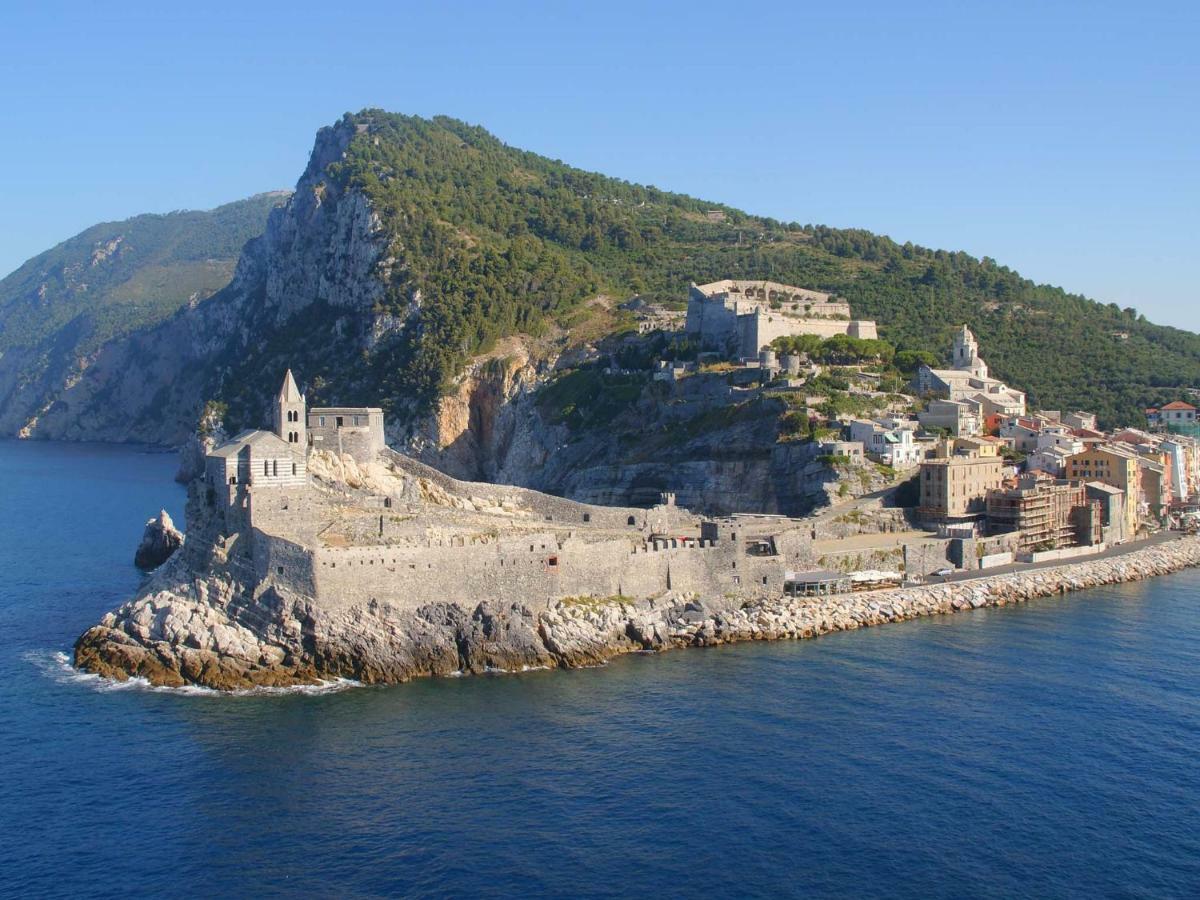 Casetta Romantica Viola Lerici Exteriör bild